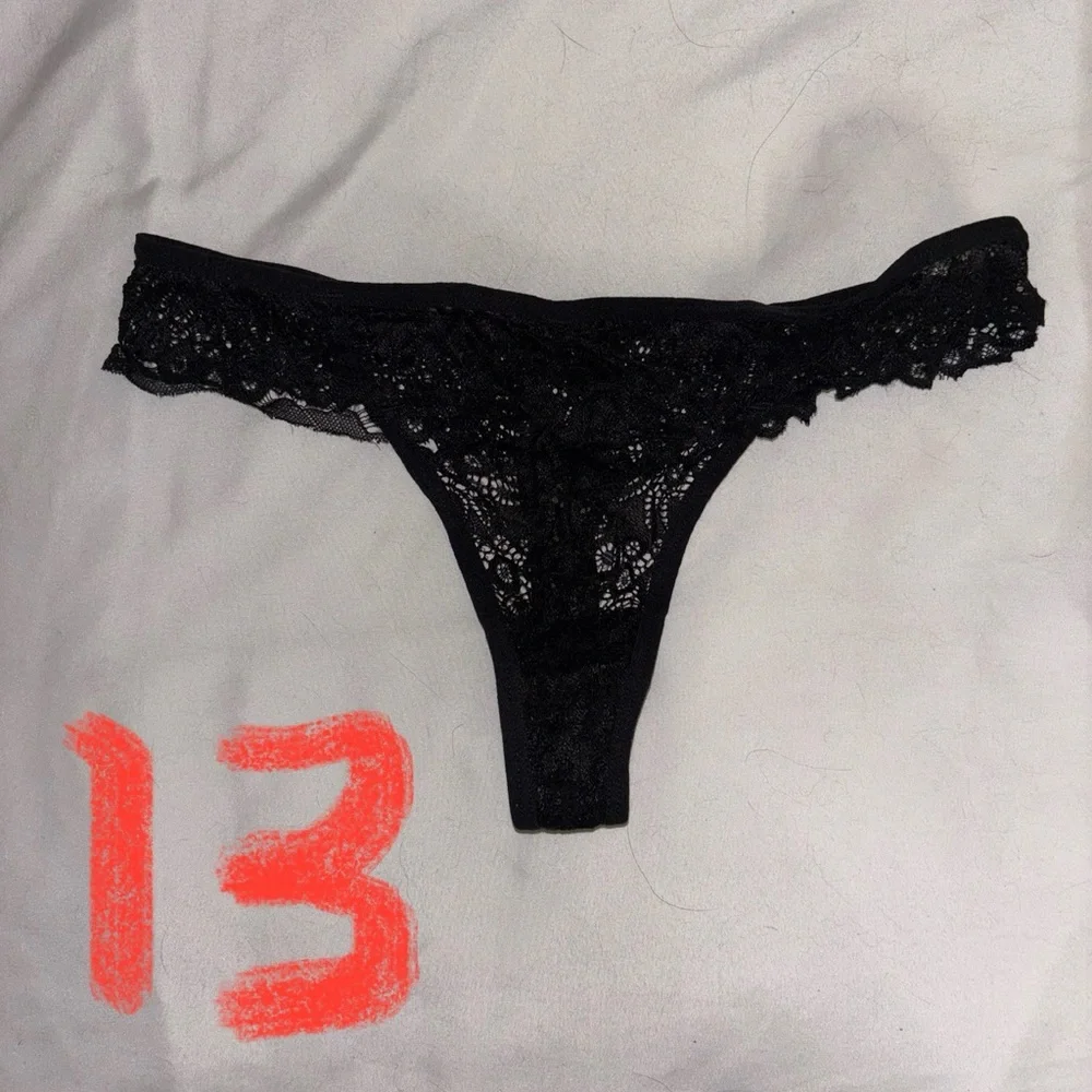Assorted Women's Bottoms - Read Description - Picture 14 of 16